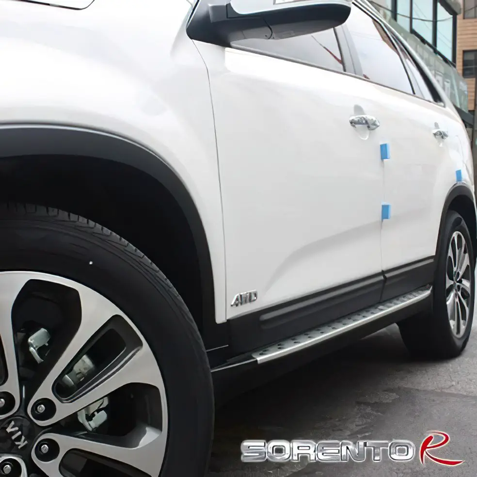 Imagen de Estribo lateral auxiliar original Hyundai Mobis Sorento R GSC